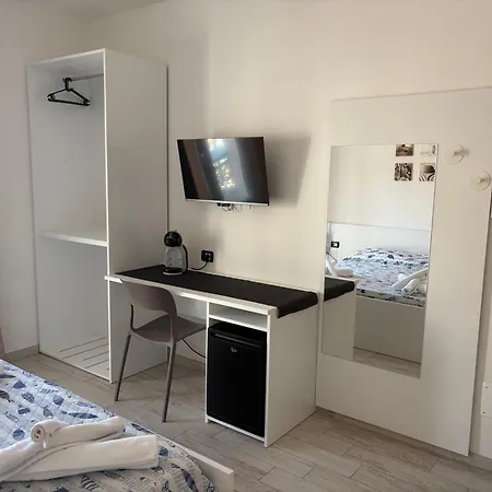 Pesce Celeste Konukevi 3*