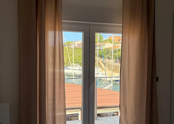 Pesce Celeste Pensionat Stintino